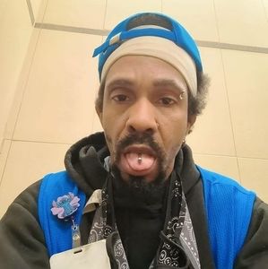 Meet your Posher, Denzil